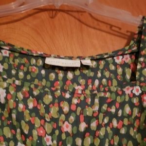 Kate Hudson happy nature dress